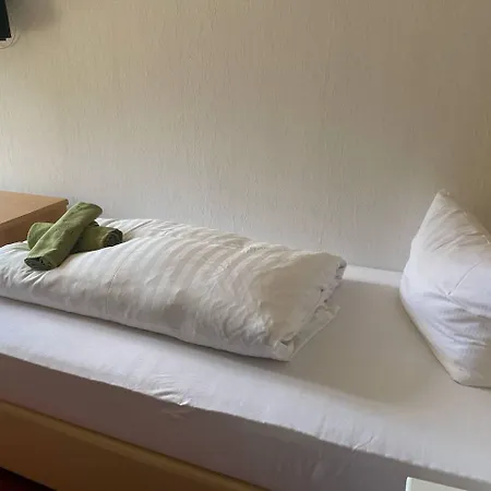 Pensionat In Guest - Single With Shared Bathroom And Kitchen
